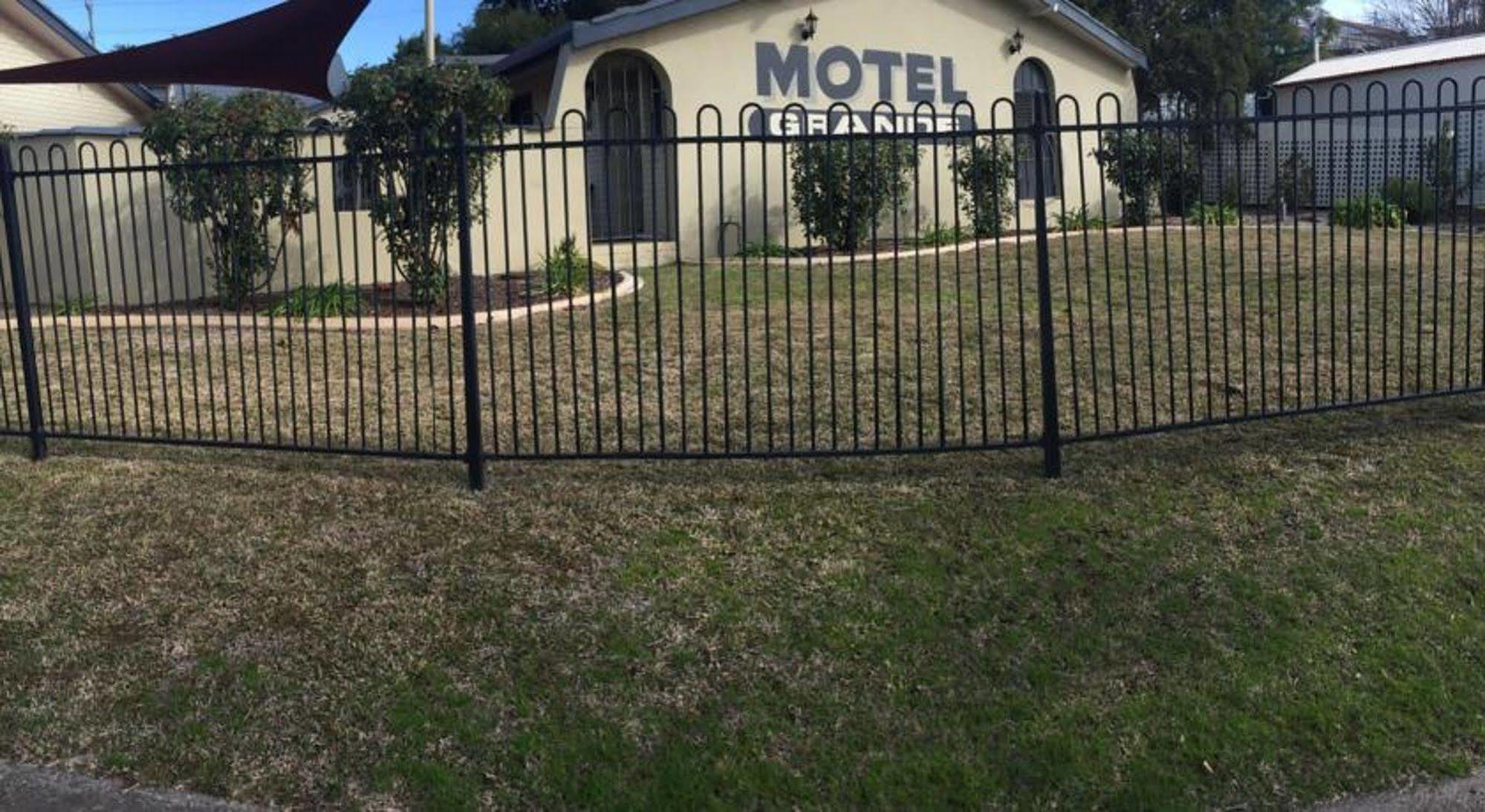 Motel Grande Tamworth Exterior foto